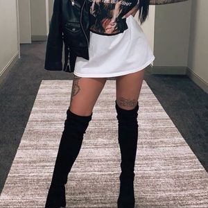 High heel black boots (up to low thigh)
